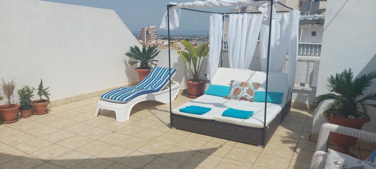Casablanca Penthouse Apartment With Private Roof Terrace 70M2 تورّيفيِخا المظهر الخارجي الصورة